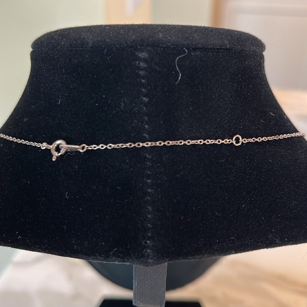 Silver infinity necklace - Picture 3 of 4